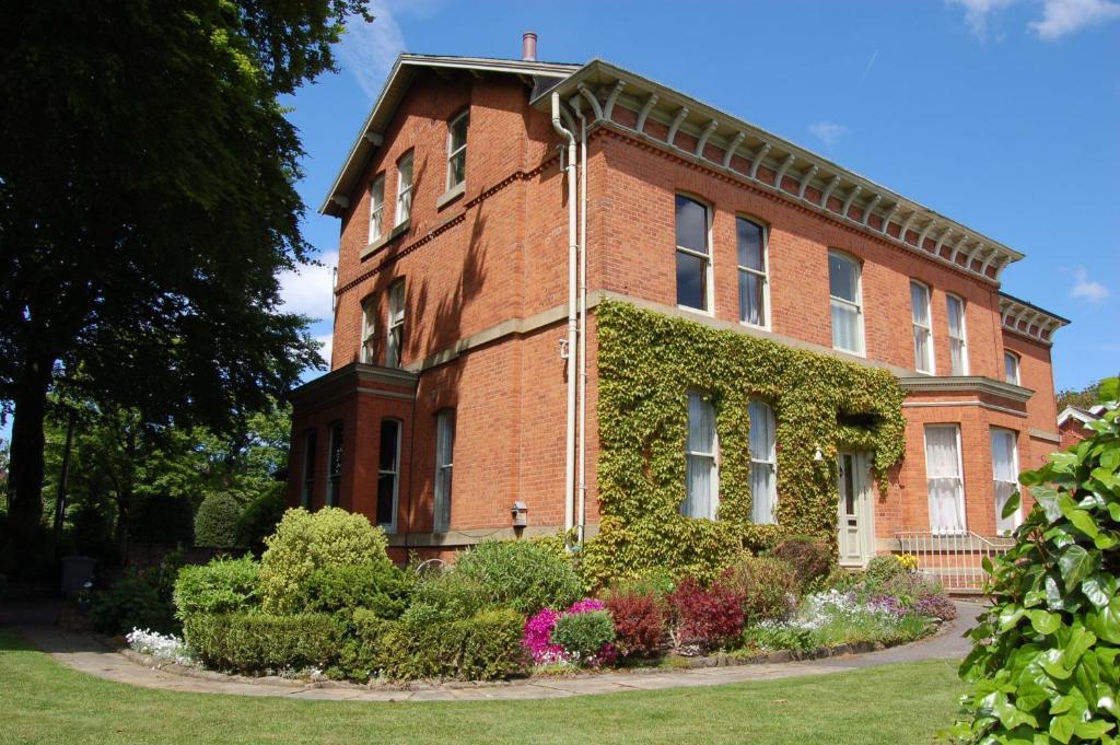 Cornerstones Guest House Sale Exterior photo
