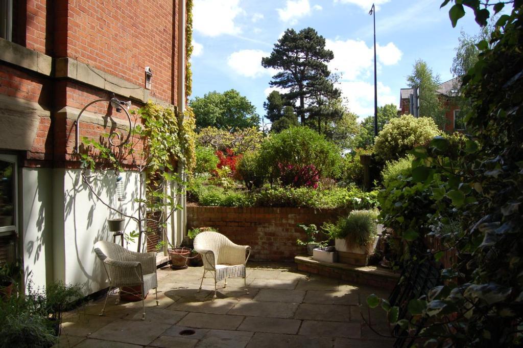 Cornerstones Guest House Sale Exterior photo